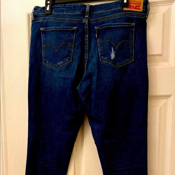 REDUCED! Levi Strauss & Co. 711 Skinny 31 EUC - Picture 4 of 8